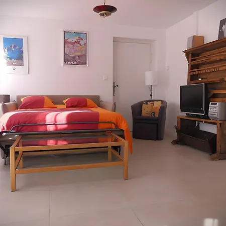 Au Fil Du Reguinier - بيت للعطل *